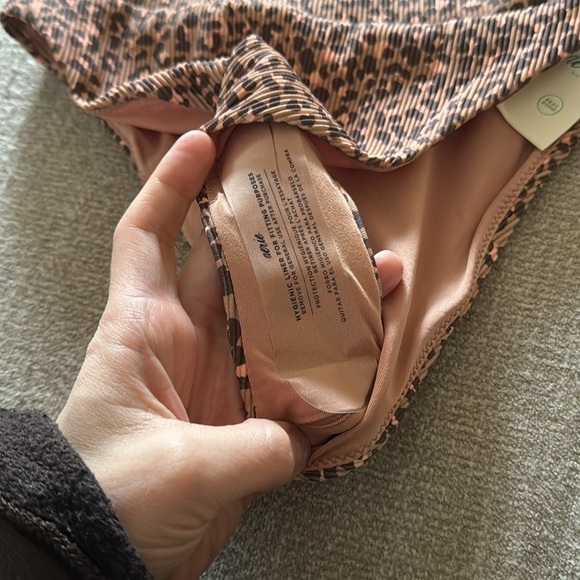 Aerie Cheetah Print Ribbed High Cut Cheeky Bikini Bottoms XS - Picture 4 of 4